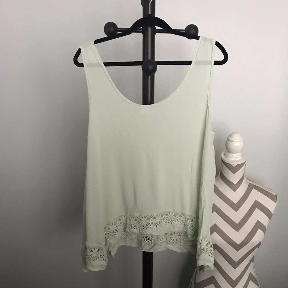 Embroidered tank - Picture 5 of 6